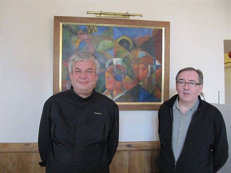 Le peintre Emile Compard a l-honneur chez Hubert a Beg-Meil.jpg Le peintre Emile Compard a l-honneur chez Hubert a Beg-Meil.jpg